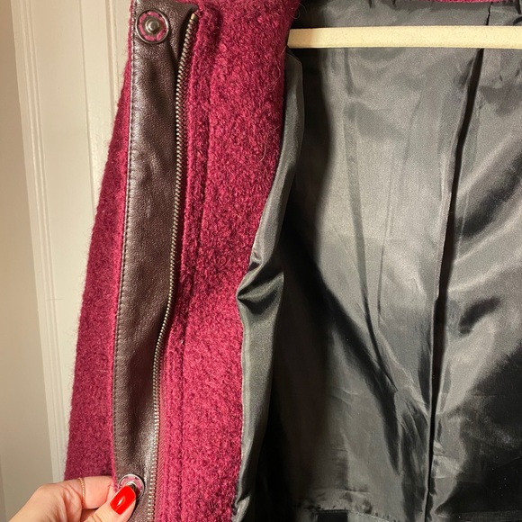 DKNY boucle jacket with cute leather details - Picture 8 of 8